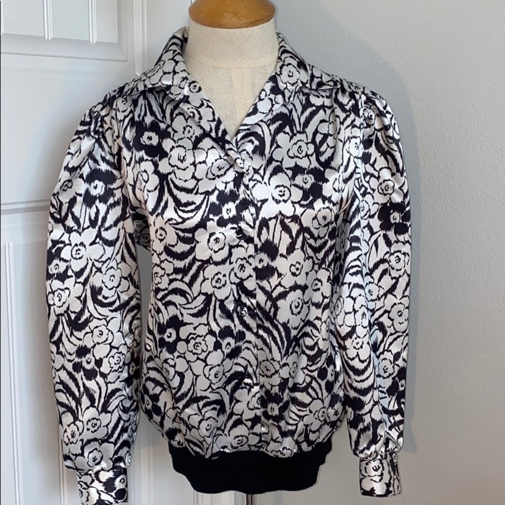 **SOLD** Vintage Laura Mae floral top/blouse